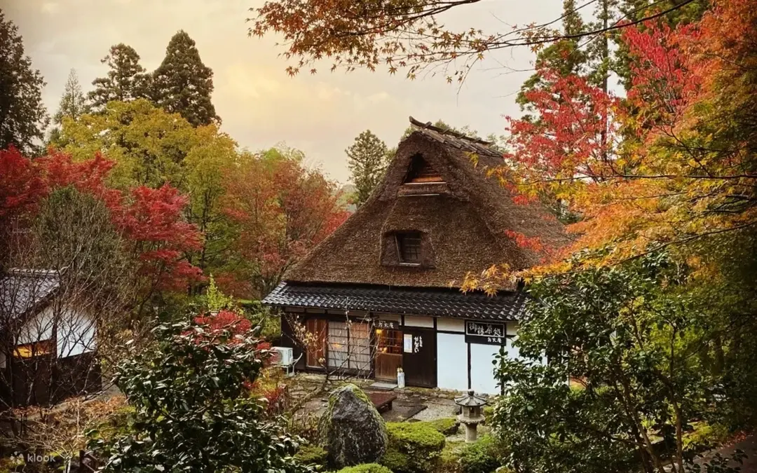 Yunokuni no Mori (aldea de artesanía) — Kanazawa