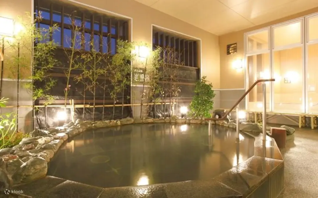 Rinku no Yu (Rock Salt Spa) — Osaka