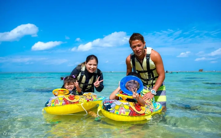 Snorkel en una playa natural de Onna (Okinawa) — Okinawa