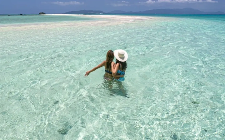 Isla fantasma de Ishigaki (snorkel + SUP) — Ishigaki