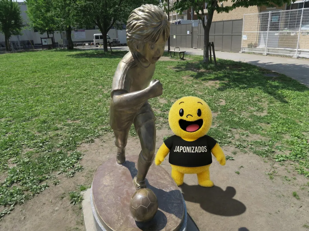 Estatua de Tom Baker (Tarō Misaki) - Tamaño Real