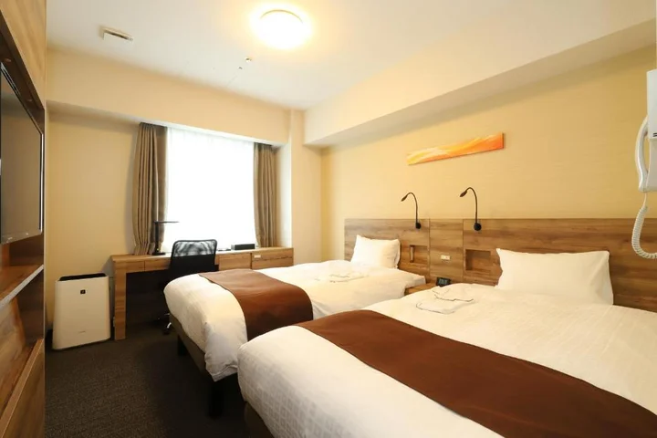 Smile Hotel Premium Osaka Higashi-Shinsaibashi — Shinsaibashi, Osaka